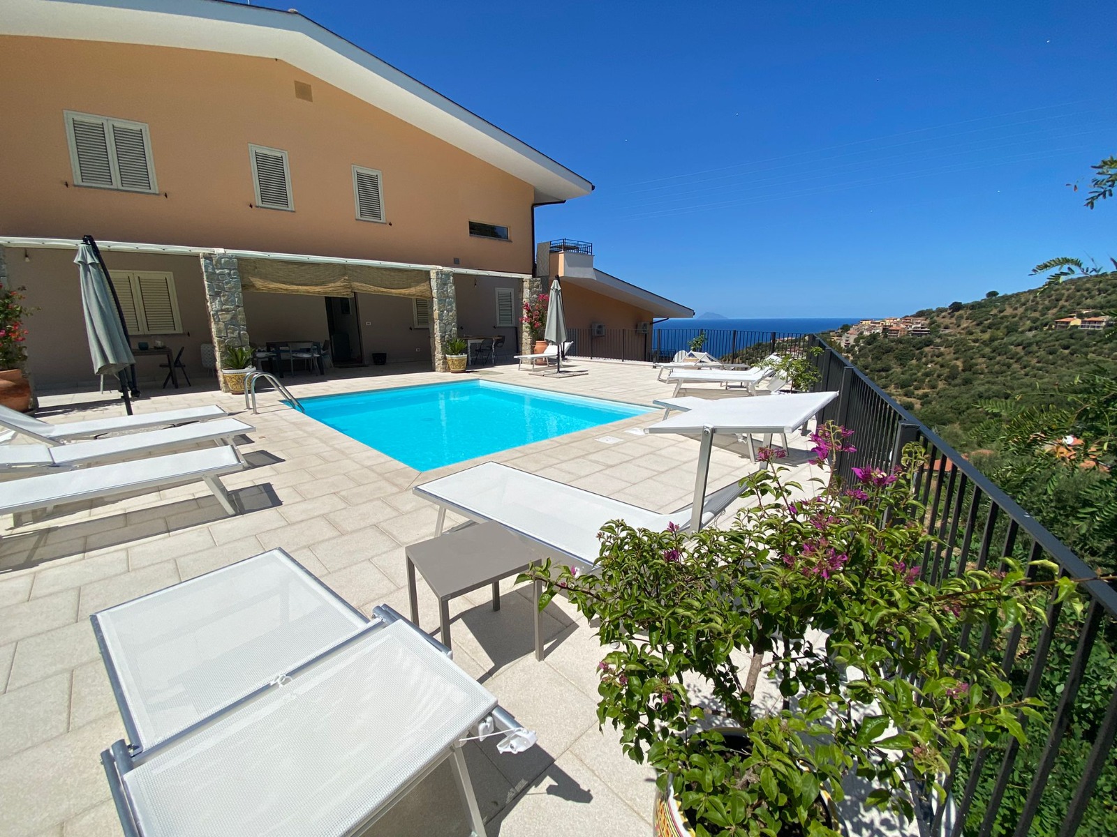 Piscina - Messina (ME)